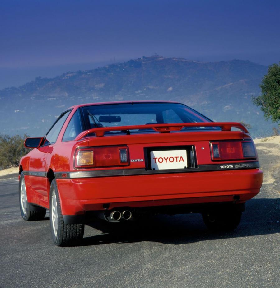  Toyota Supra 1987 года  (фото 4 из 8)